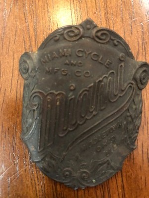Miami Cycle head badge