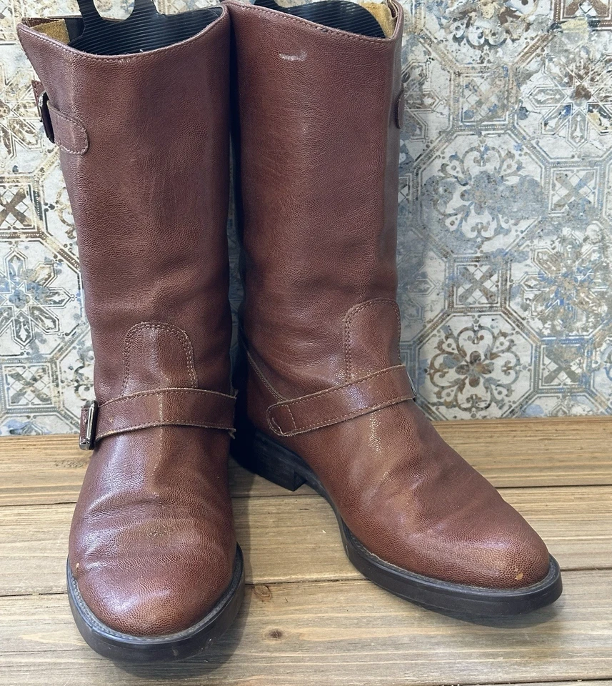 Botas Studio Pollini de cuero marrón con hebillas de media pantorrilla para mujer 9/39 Foto 2 de 4