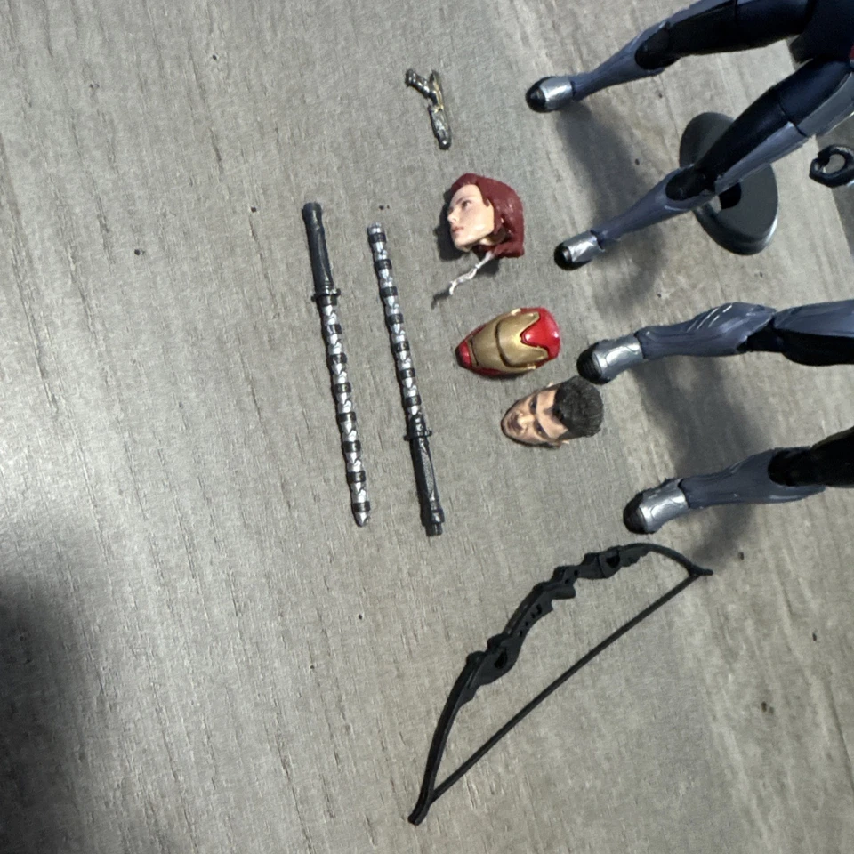 Marvel Legends Endgame 2 Pack Viuda Negra Ojo de Halcón Traje Cuántico Iron Man Ant Man Foto 2 de 3