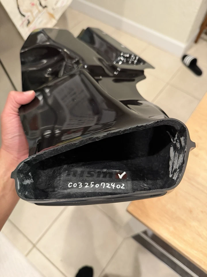 Conducto purificador de aire Nismo R-Tune (16554-RSR46) para BNR34 Skyline GT-R R34 raro Foto 2 de 4