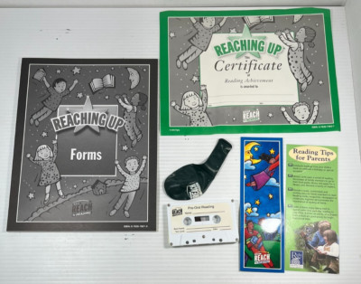 Reaching up Student Kit 2002 (Rigby Reach for Reading) 8 Piece Kit 0763536997