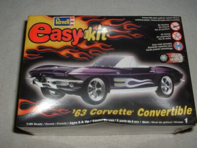 Revell Easy Kit Snap '63 Corvette Convertible Model Kit 1:25 Sealed