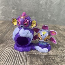 Zoobles: Helmut 125, Pooley 126 With House