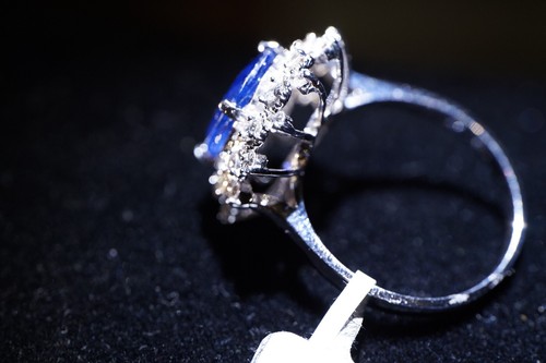 Ladies' Sapphire & Diamond Ring 14K White Gold - Dazzling Display! - Gift Boxed! - Picture 9 of 15