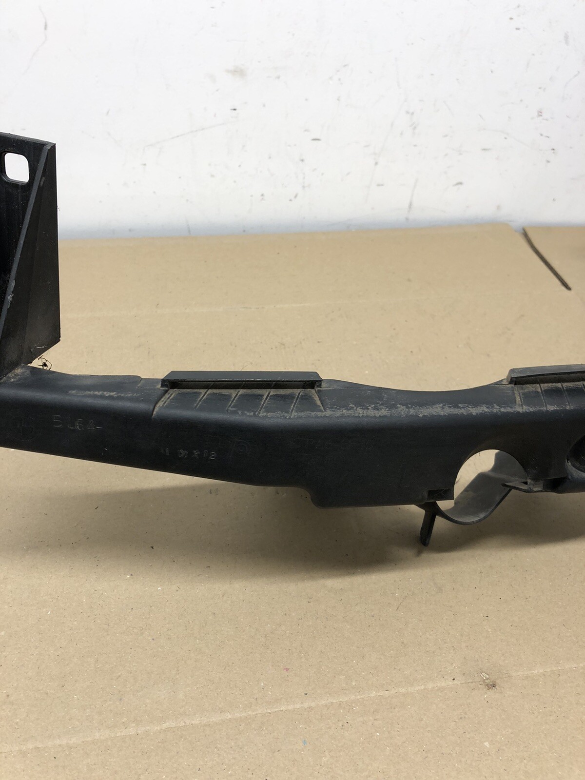 BMW 3 Series E90 Passenger Side Headlight Bracket 7116707 for sale 