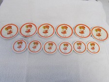 Bambola vintage fragola shortcake dimensioni metallo/piatti di latta - 12 pezzi