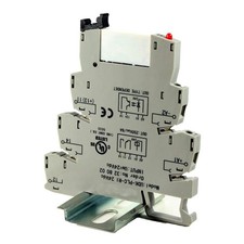 ASI328002 24Vdc Pluggable SPDT Relay with DIN Rail Mount Screw Clamp Base