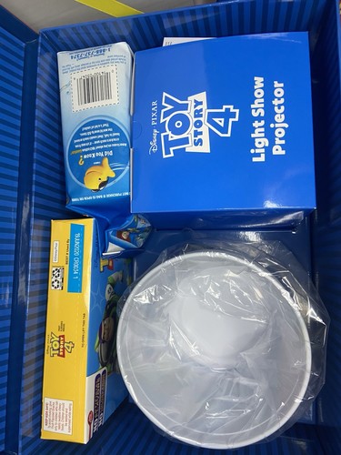 Toy Story 4 Limited Edition bundle box | Blu-ray Sealed | Disney Movie Club - Picture 5 of 13