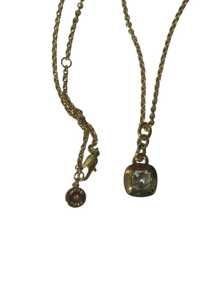 Collar con dije colgante de latón tono dorado MICHAEL KORS MKJX8133710 *SIN CAJA* Foto 3 de 3