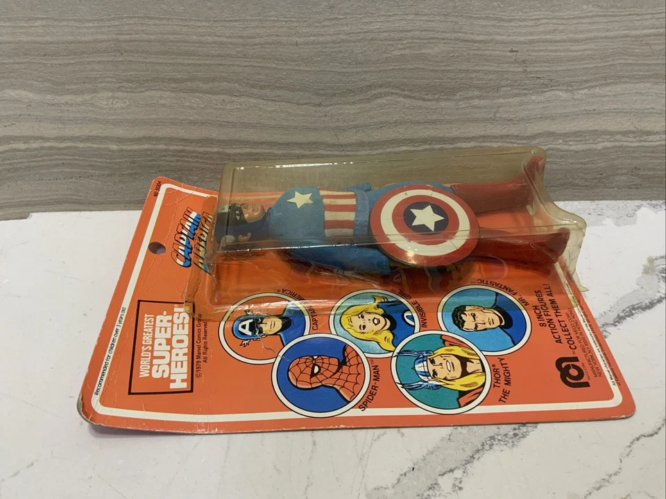 Mego 1979 World’s Greatest Superheroes Captain America Vintage Action Figure - Image 3 of 4
