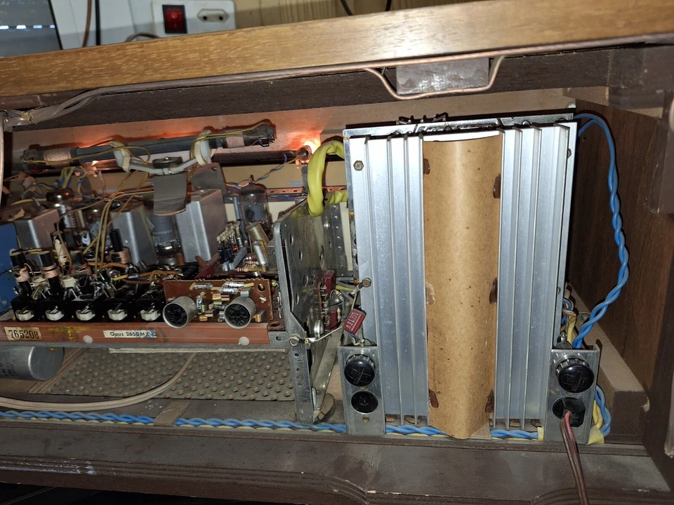 Telefunken Opus Studio 2650 Röhrenradio mit  WB 60 Lautsprecher - Bild 4 von 4