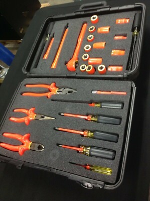 Cementex 29 Piece Electricians Tool Set with Box
