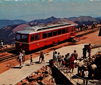 Pikes Peak Diesel Cog Train Colorado CAN CLIMB 25% GRADE! Vintage Postcard 7829
