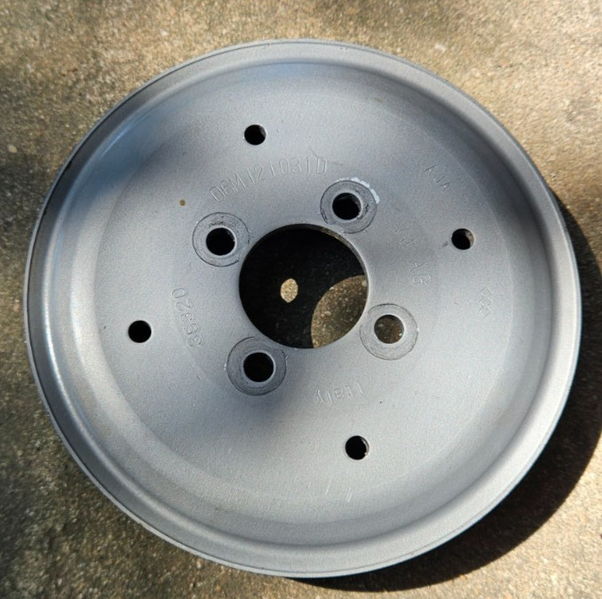 Audi 3.0t V6 Water Pump Pulley (06M-121-031-D)