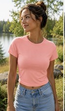 Uniqlo AIRism Shirt Women  s Cropped Stretch Tee Sz XS . Peachy Coral. New.