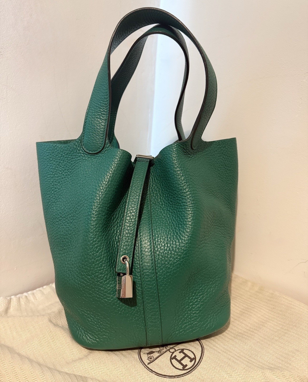 Hermès Picotin Lock 22 Green Leather Silver Hardware