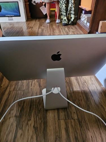Apple Thunderbolt Display 27" A1407 keyboard touch ID magic mouse USBC connect - Picture 4 of 20