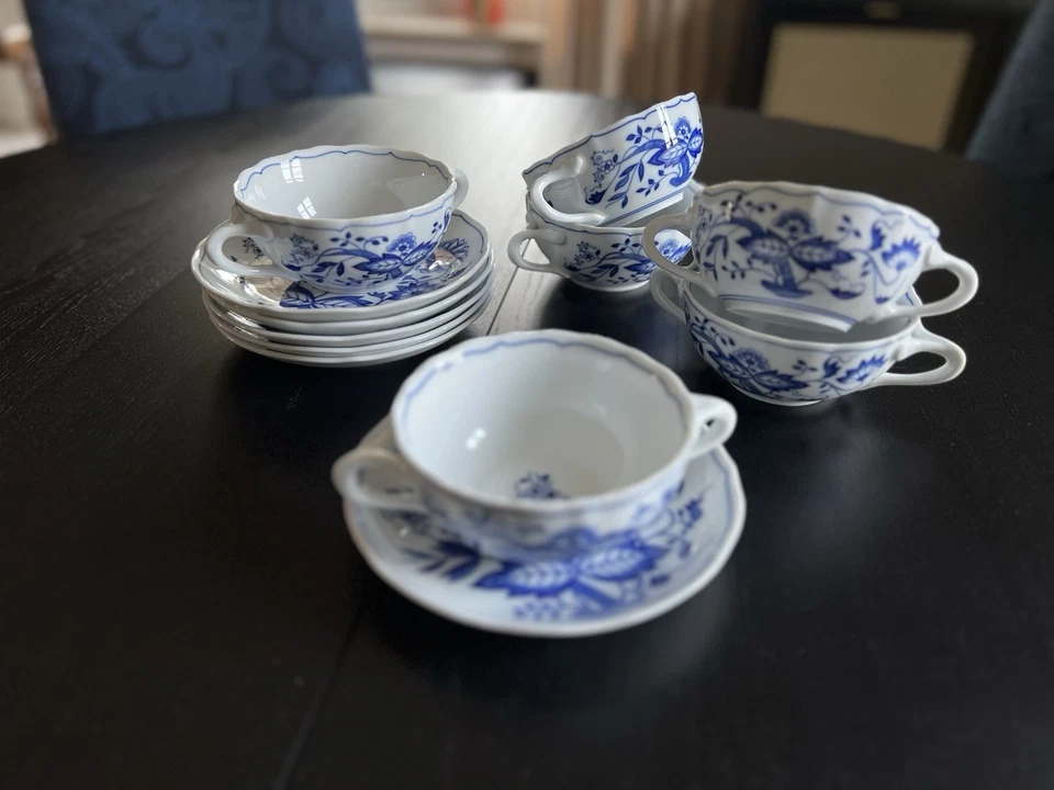 Hutschenreuther Zwiebelmuster Service komplett 95-teilig, Porzellan Geschirr - Bild 4 von 4