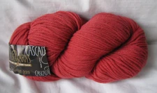 Cascade 220 Yarn Peruvian Highland Wool 3.5 oz. - Color: Persimmon #4146