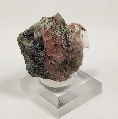 Pink Zoisite aka Tanzanite, Merelani Hills, Tanzania - Picture 2 of 6