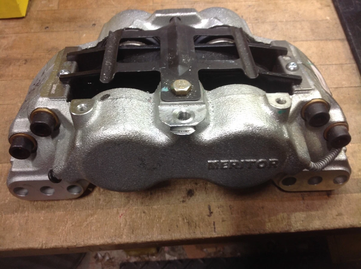 60450478006 MERITOR BRAKE CALIPER 4 piston new FITS F650 FORD 
