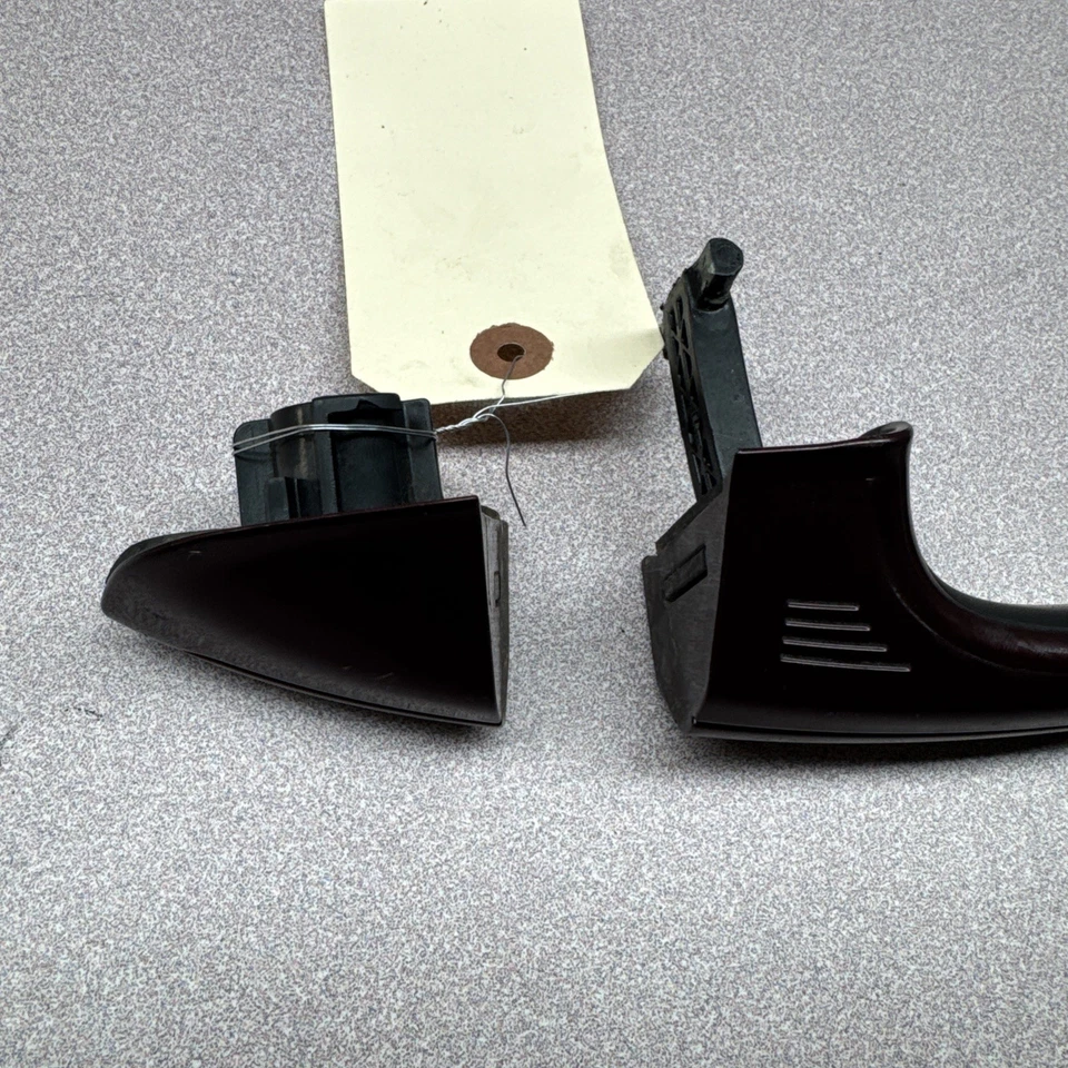 Manija de puerta delantera derecha Ford Edge 2019-2022 OEM Foto 3 de 4