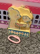 TOMY Musical Pull String Toy Bears 1982 Vintage WORKS Music Box Crib Baby Mama
