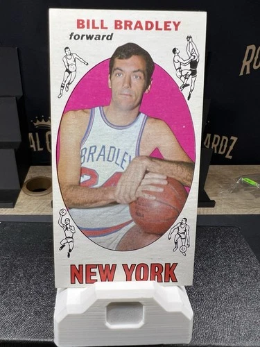 1969-70 Topps #43 Bill Bradley RC Rookie EX-NM Knicks Legend HOF
