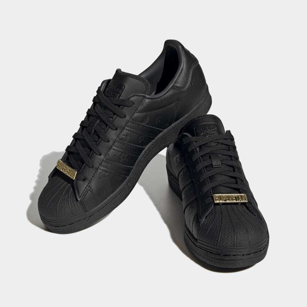 nike superstar black