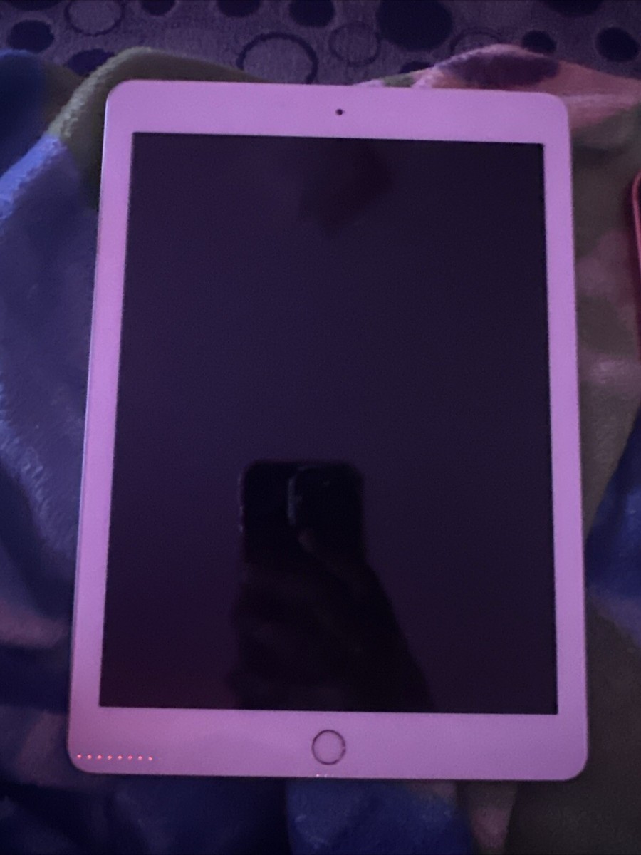 Apple iPad 6th Gen. 32GB, Wi-Fi + Cellular (Unlocked), 9.7in Apple iPad 6th Gen. 32GB, Wi-Fi + Cellular (Unlocked), 9.7in