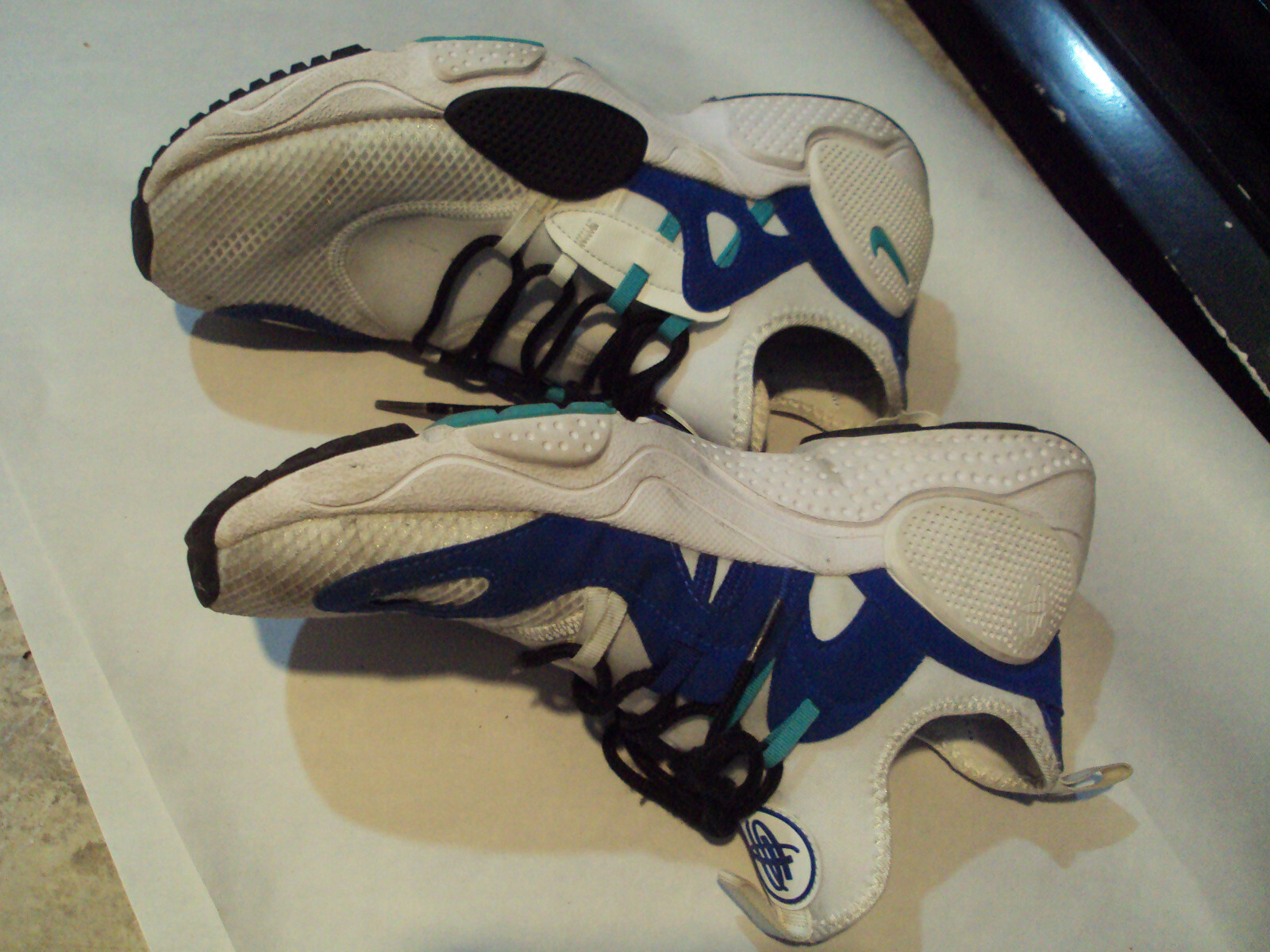 nike huarache edge txt white