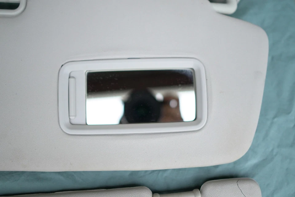 Juego de pares de parasoles laterales para conductor y pasajero Subaru Impreza 2008-2011 vinilo gris Foto 4 de 4