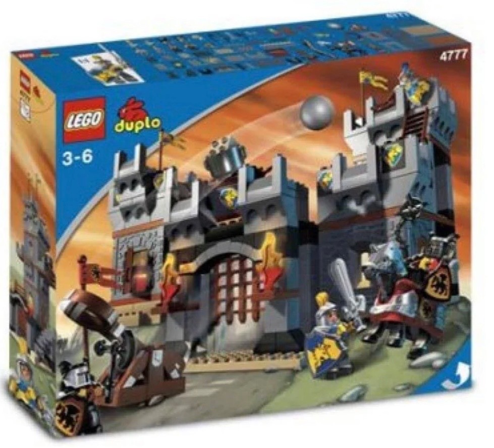 LEGO DUPLO Castle 4777 Knights' Castle RETIRED RARE 100% Complete Set