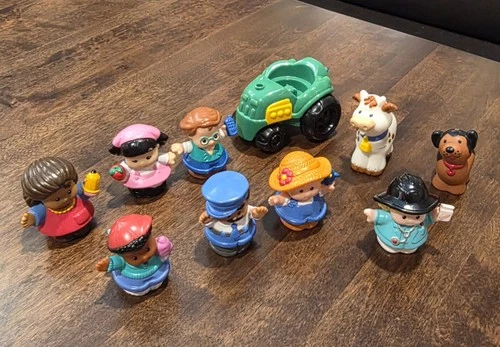Lot Of Fisher-Price Little People Tractor, Cow, Dog, Teacher, Police, Student,