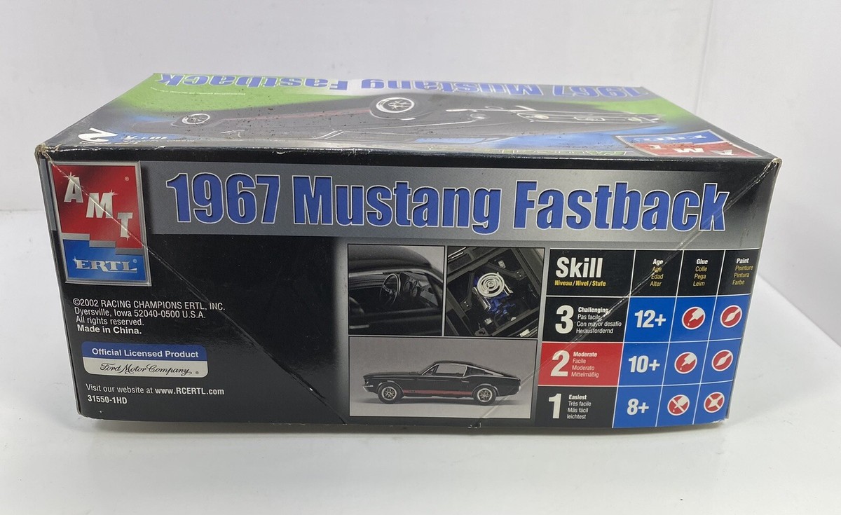 monogram 1/24?1/25? ford mustang 完成品 Amazon.com: AMT Round 2 1967 Ford Mustang GT Fastback 1:25