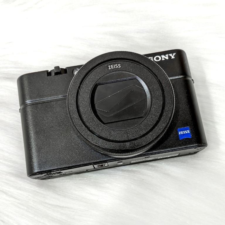 Sony Cyber-shot DSC-RX100M4 RX100 IV Digital Camera 2.9 x Sony Cyber-shot DSC-RX100M4 RX100 IV Digital Camera 2.9 x