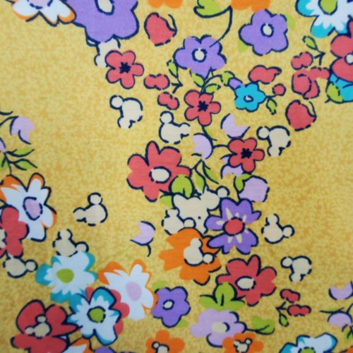 Lularoe T Shirt Size Small Yellow Disney Mickey Floral Short Sleeve Hi-Low Top - 第 8/12 張圖片