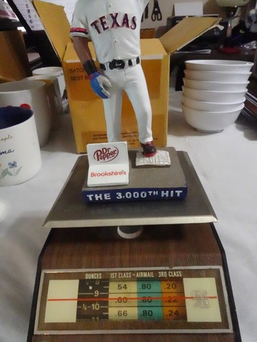 ADRIAN BELTRE “3000th Hit” Bobblehead Texas Rangers NO BOX - Picture 7 of 7