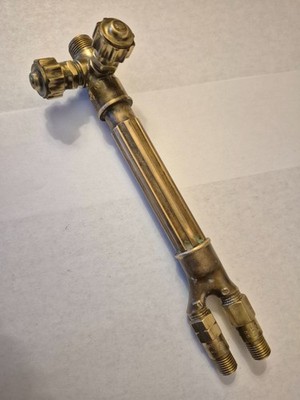 Victor J-28 Welding Cutting Torch Handle with Check Valves USA