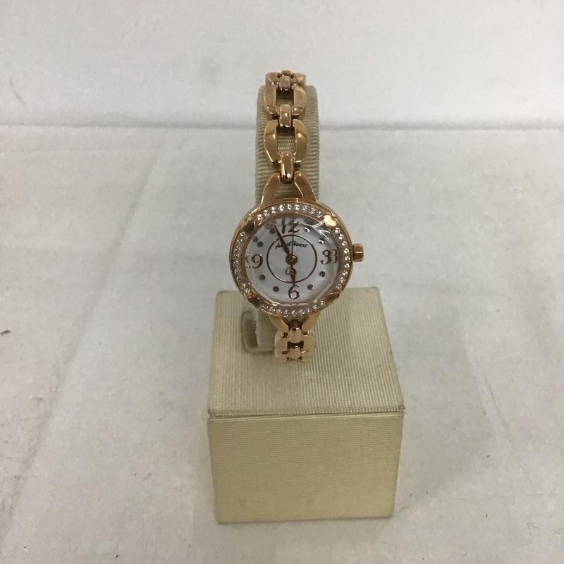 FH22 Watch [Second Angel 10135215 Heart Analog HEART ANGEL Hand] (Quartz) - vintagewatches.pk