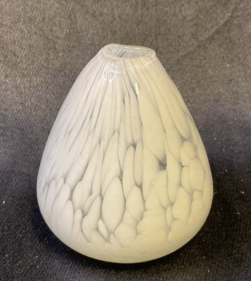 Pearlessence- Hand Blown White Confetti Glass Mini Bud Vase / Reed Diffuser