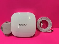 Eero Pro 6E Tri-Band Mesh Wi-Fi 6E S010001 white and Cat7 Ethernet cable 3"