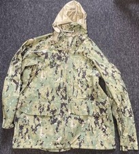 US Navy NWU Type III AOR2 Combat GoreTex Parka Jacket Size MEDIUM REGULAR