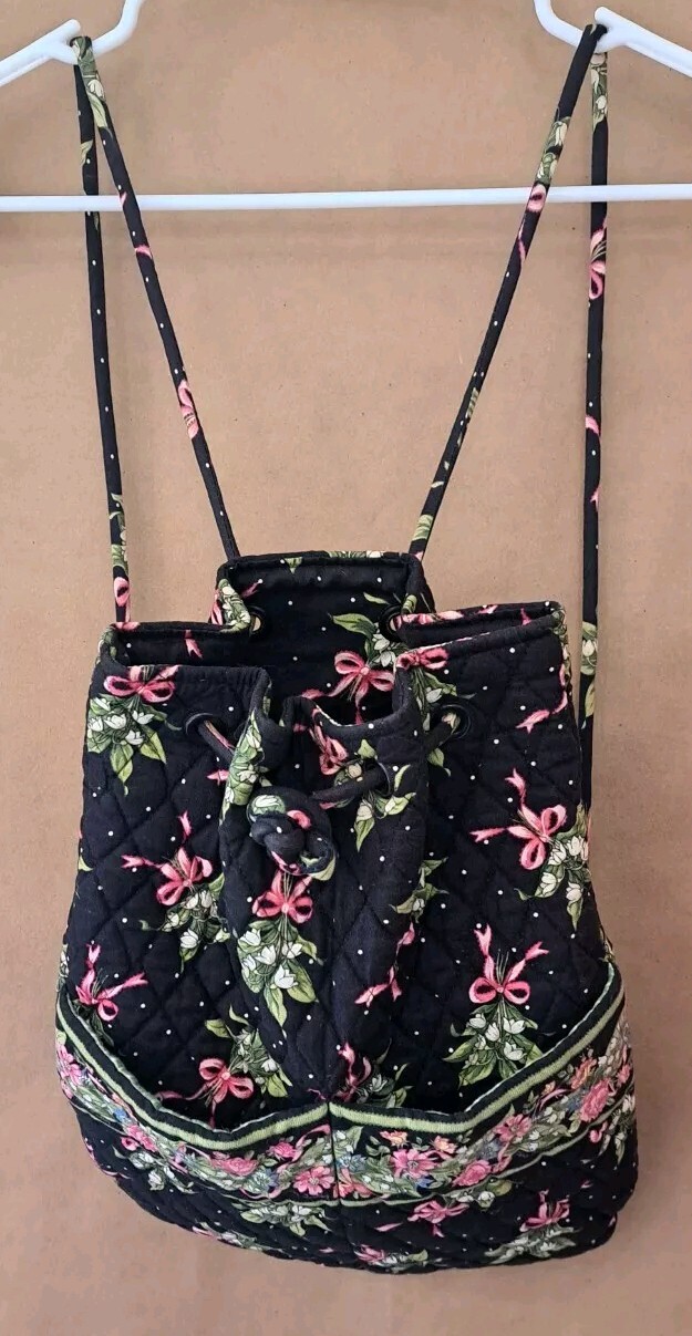 NICE VERA BRADLEY QUILTED OVER SHOULDER PULLSTRIN… - image 1