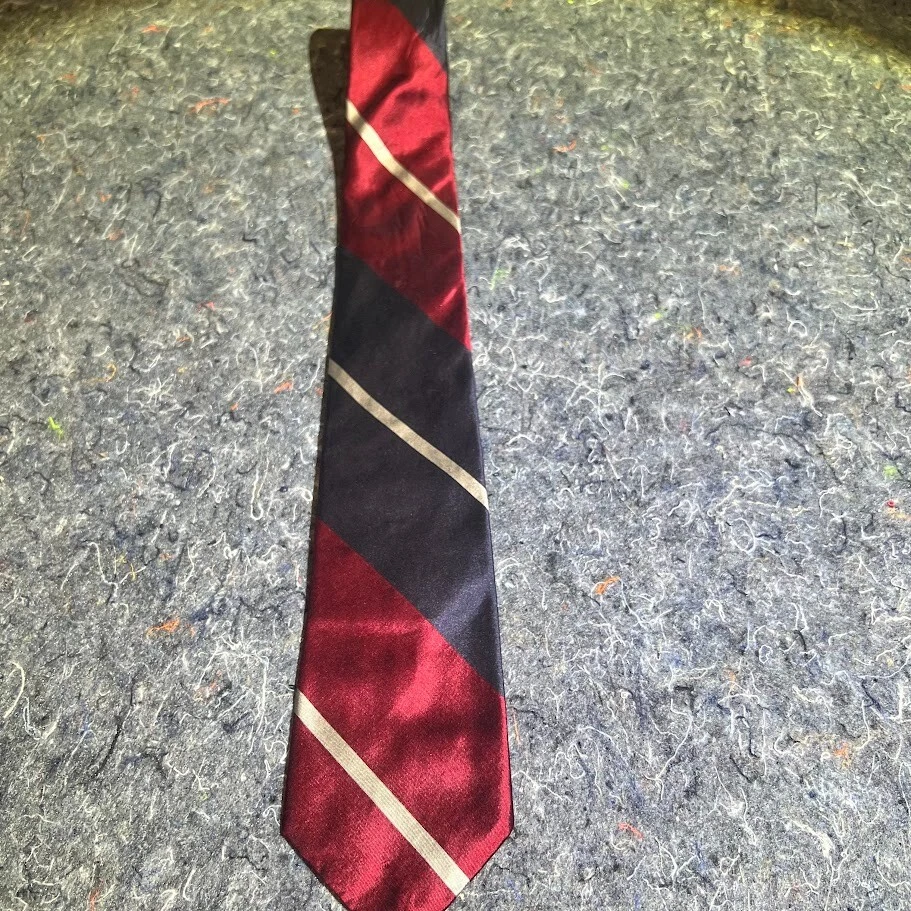 Винтажный галстук Christian Dior Repp темно-синий красный в полоску шелковая смесь галстук 3 «X58» - Изображение 3 из 4