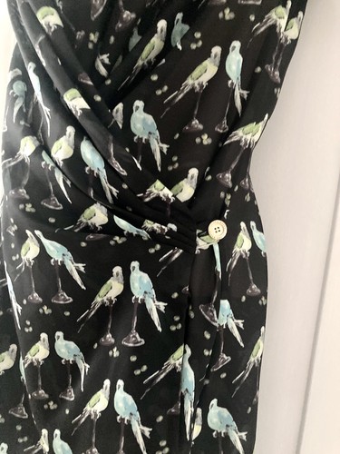 Camicetta Ted Baker taglia 0 UK 6 RELIA avvolgente nera blu verde stampa uccellino - Foto 4 di 16