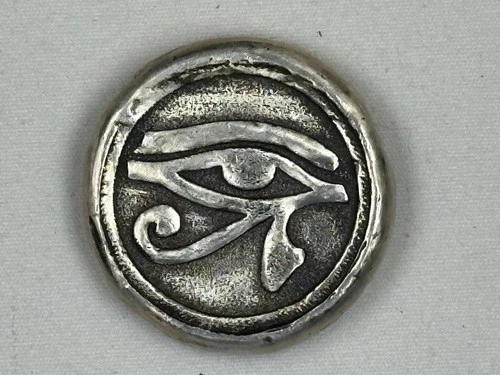 1 oz .999 Fine Silver Hand-Poured Eye of Horus Round - MK BARZ