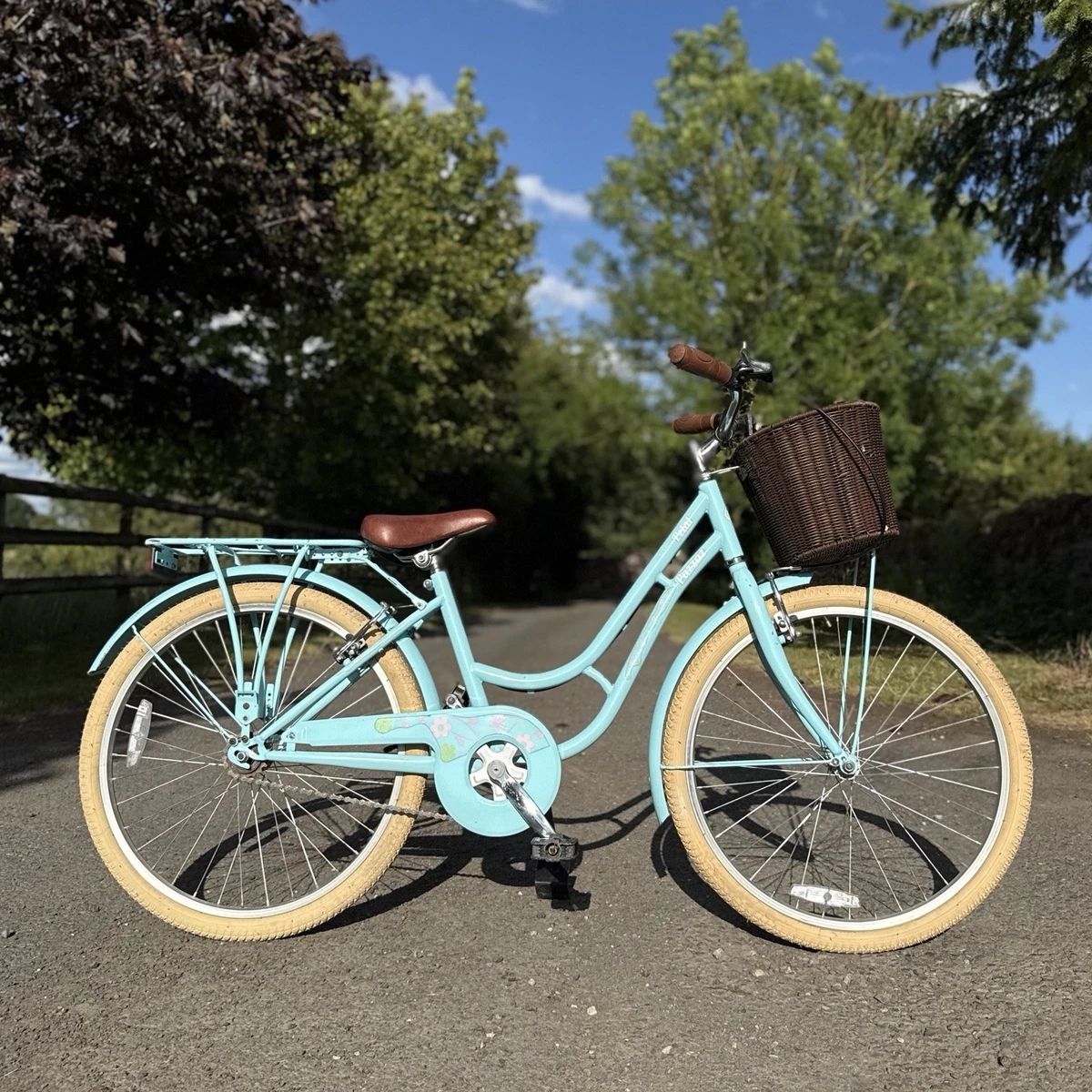 womens vintage bicycle Classic Women's Dutch Style City Bike for Prop Rental Coco's Variety For the rider with an affinity for vintage style Real Classic Halfords Ladies Vintage