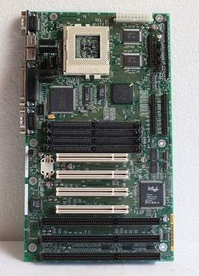 Intel SB82371SB - Socket 7 - ISA & PCI - ATX