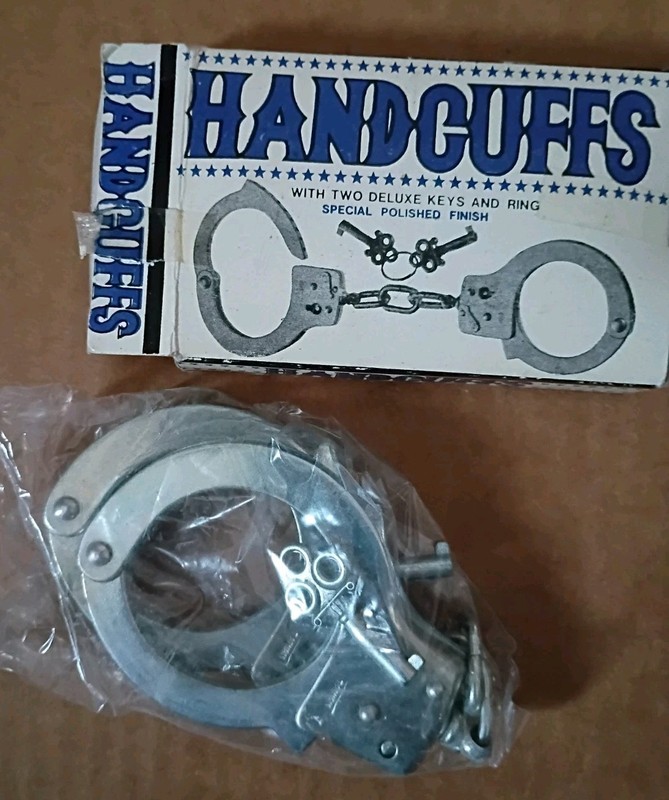 Hand Cuffs & 2 Keys. Vtg looking Box NEW! Vtg Magic Book